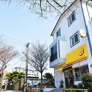 2* Guest house Ganderak